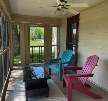 Indianapolis Short term rental covered porch